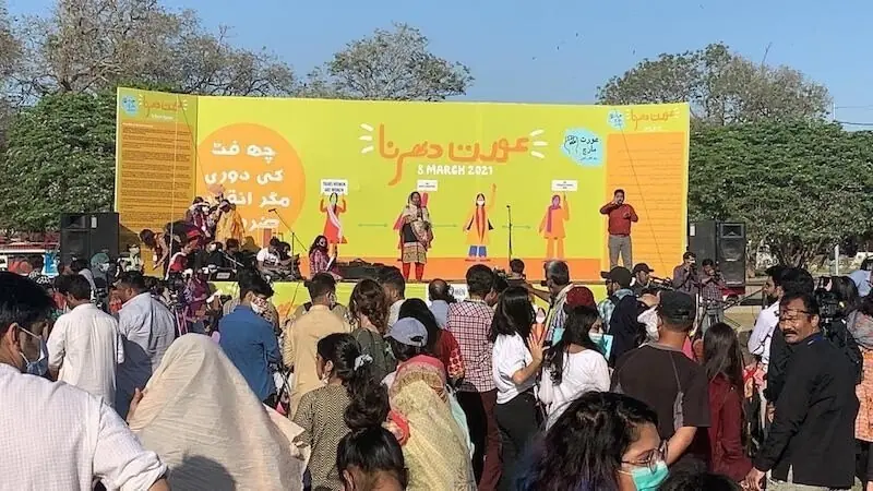 Sindh govt issues Aurat March NOC with conditions for participants' clothing, slogans