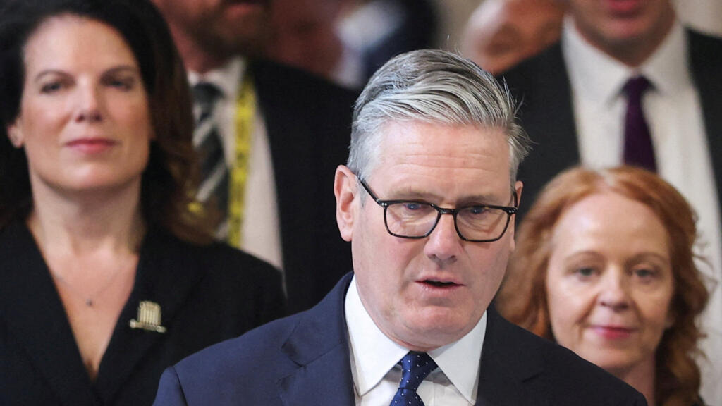 Will Keir Starmer's rivals manage to unseat the UK Prime Minister?