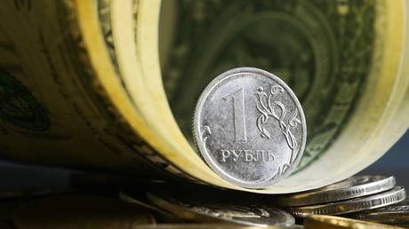 Ruble top performer against US dollar – Bloomberg