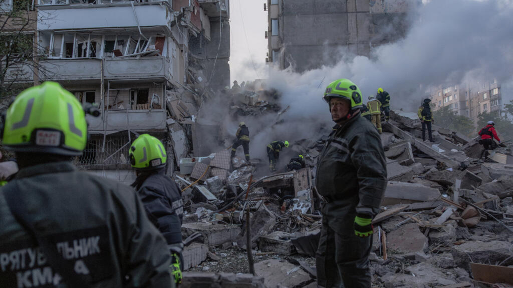 Russia pounds Kyiv and cities across Ukraine in massive air attack