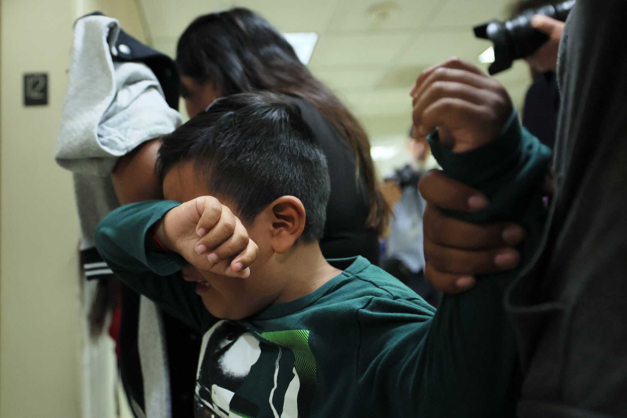 ICE Detains Immigrants Inside New York City Courthouses