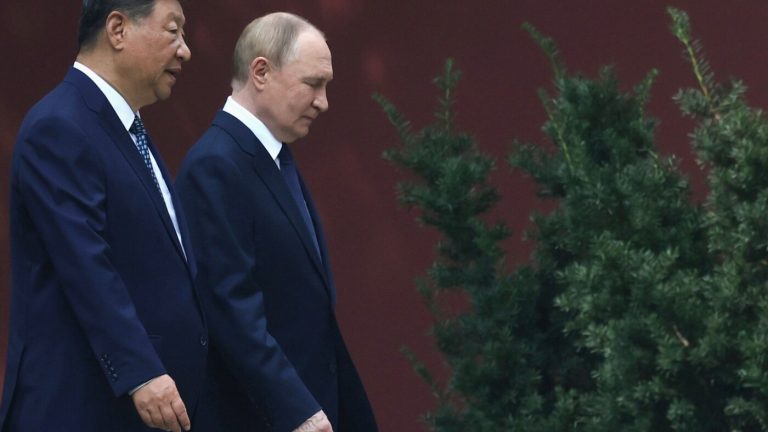 Putin visits China to reaffirm Russia ties