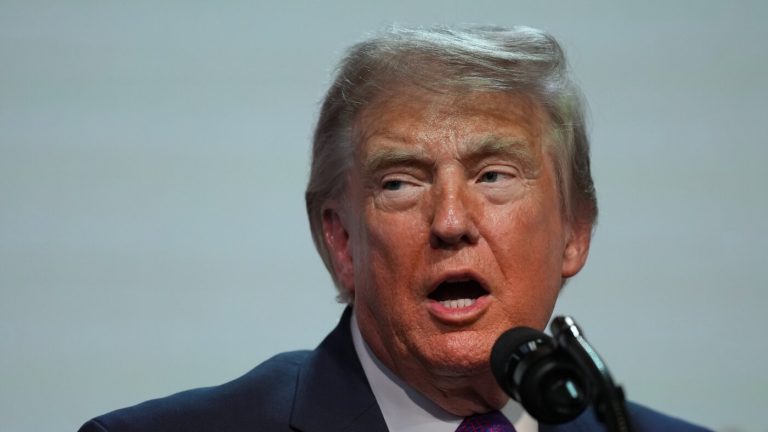 U.S. government to drop tax claims against Trump in broadening of IRS settlement