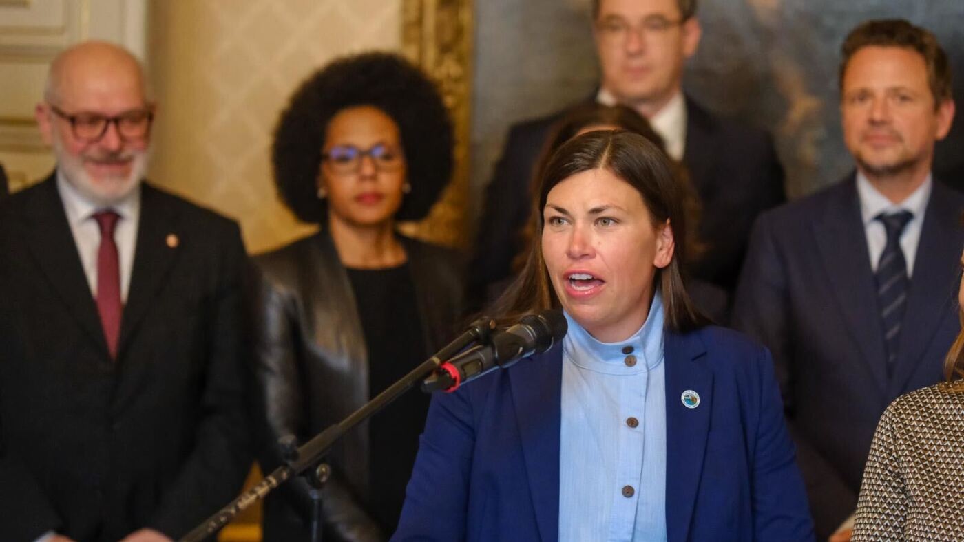 Liberal U.S. mayors team up with European counterparts to fight authoritarianism