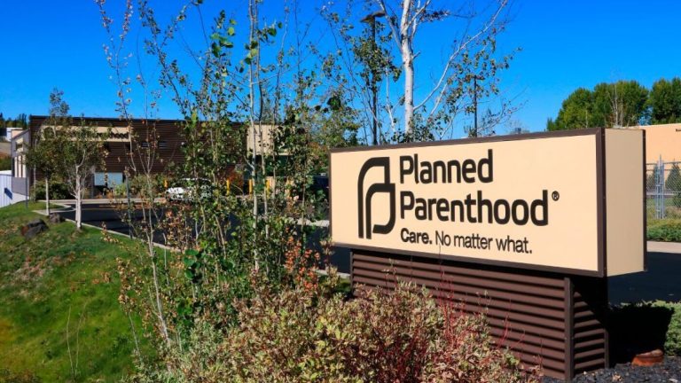 Abortion pills “just in case”? Planned Parenthood will offer them in two states