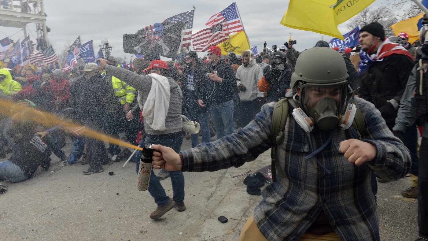 Trump DOJ mass-deletes info on Jan. 6 riot cases, including violent assaults on cops