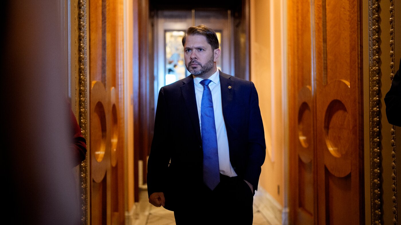 Senate Ethics Committee dismisses complaint against Sen. Ruben Gallego