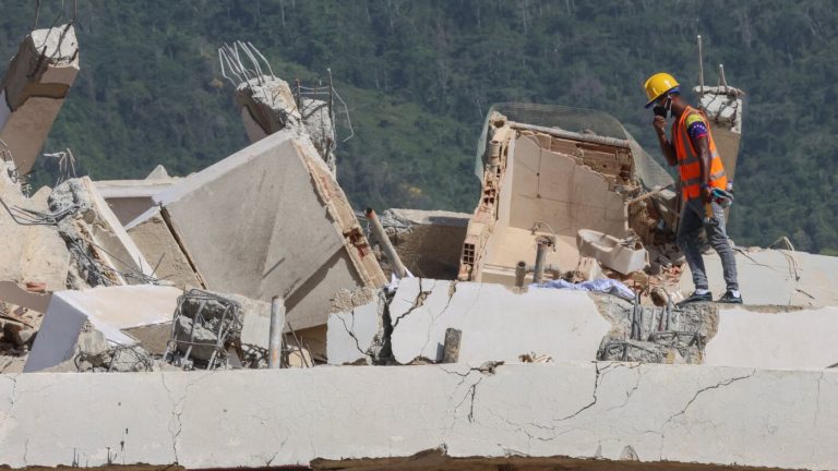 Venezuela’s deadly quakes put its U.S.-backed government to the test