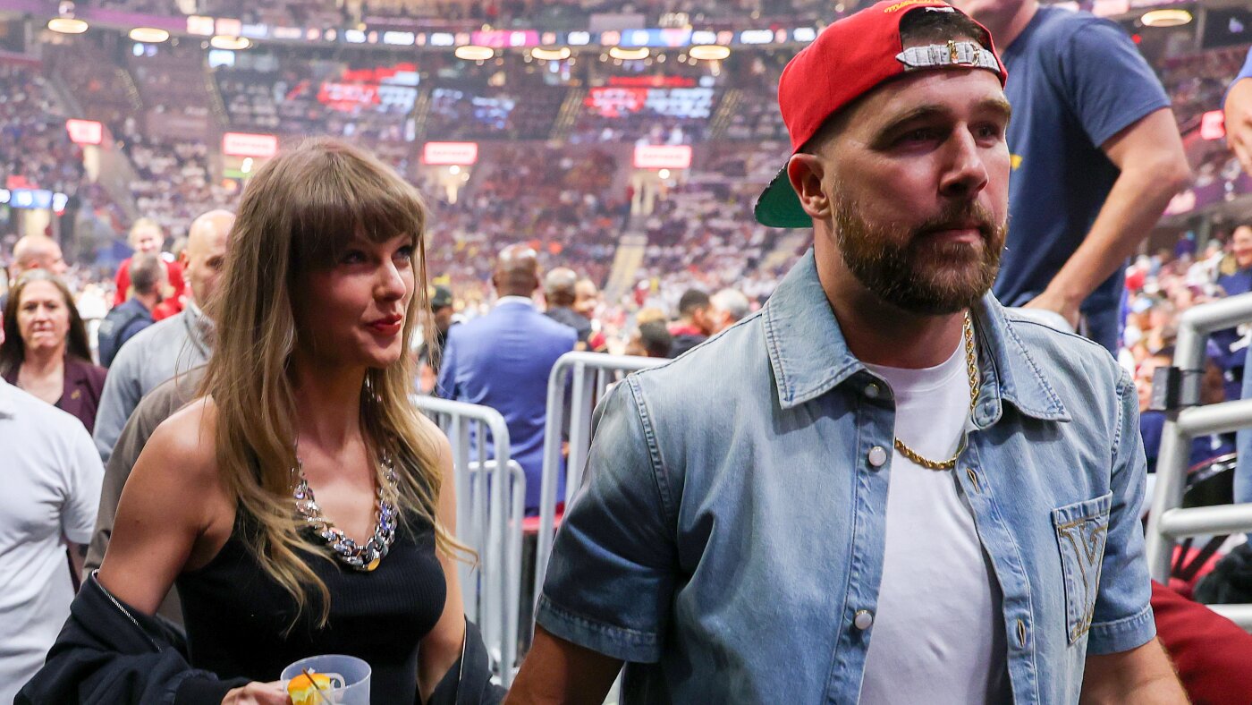 After weeks of speculation, Taylor Swift, Travis Kelce wed in New York